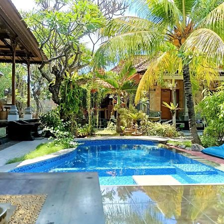 Green Palace Homestay Batununggul Ngoại thất bức ảnh
