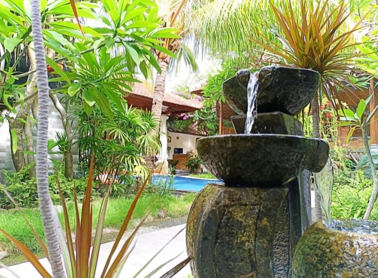 Green Palace Homestay Batununggul Ngoại thất bức ảnh