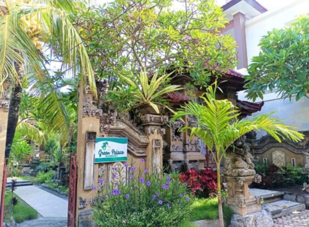 Green Palace Homestay Batununggul Ngoại thất bức ảnh