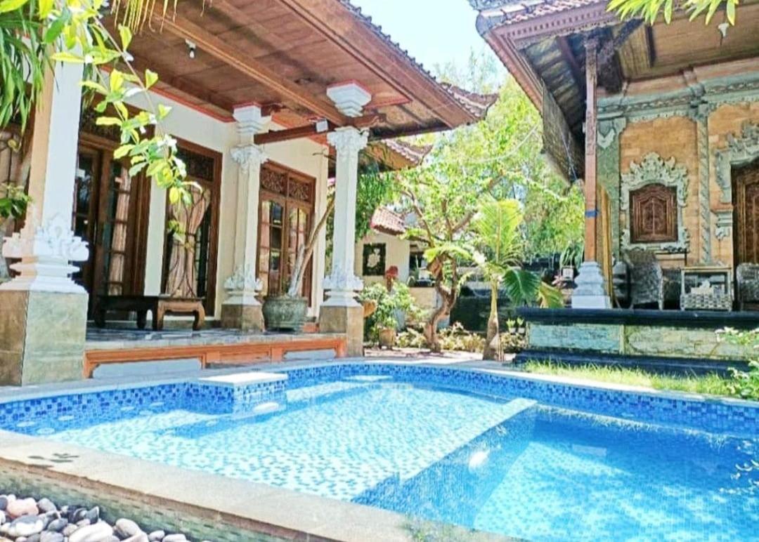 Green Palace Homestay Batununggul Ngoại thất bức ảnh