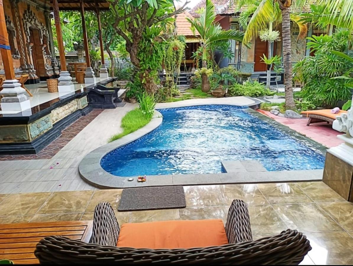 Green Palace Homestay Batununggul Ngoại thất bức ảnh